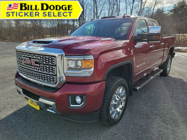 2019 GMC Sierra 2500HD Denali 4WD photo