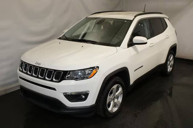 2019 Jeep Compass Latitude FWD photo