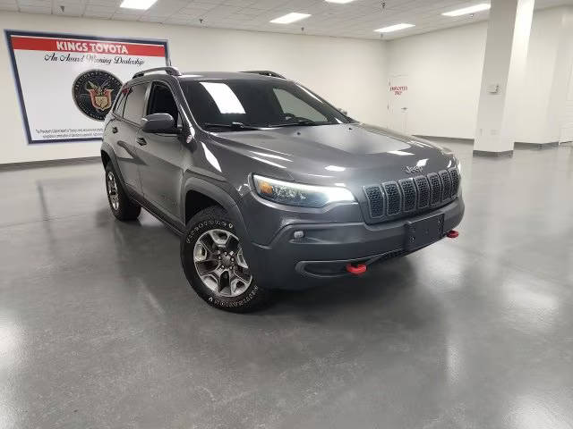 2019 Jeep Cherokee Trailhawk 4WD photo