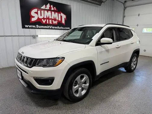 2019 Jeep Compass Latitude 4WD photo