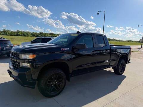 2019 Chevrolet Silverado 1500 Custom Trail Boss 4WD photo
