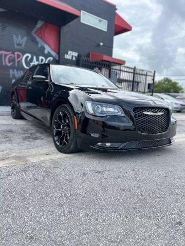 2019 Chrysler 300 300S RWD photo