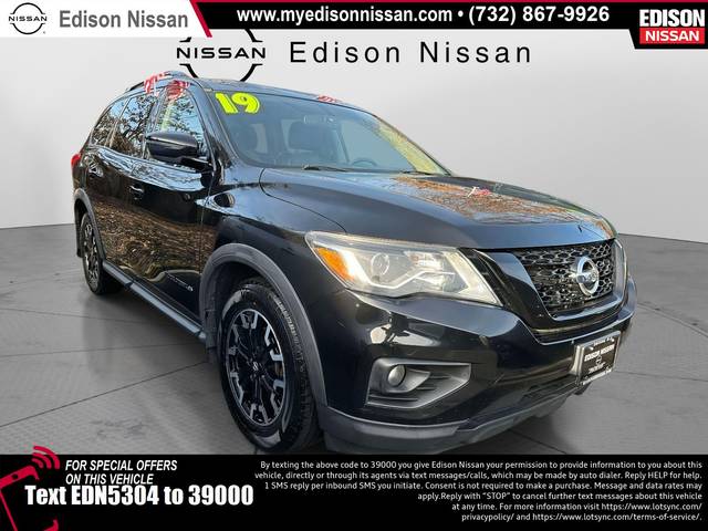 2019 Nissan Pathfinder SV 4WD photo