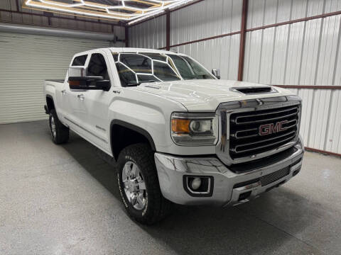 2018 GMC Sierra 2500HD SLT 4WD photo