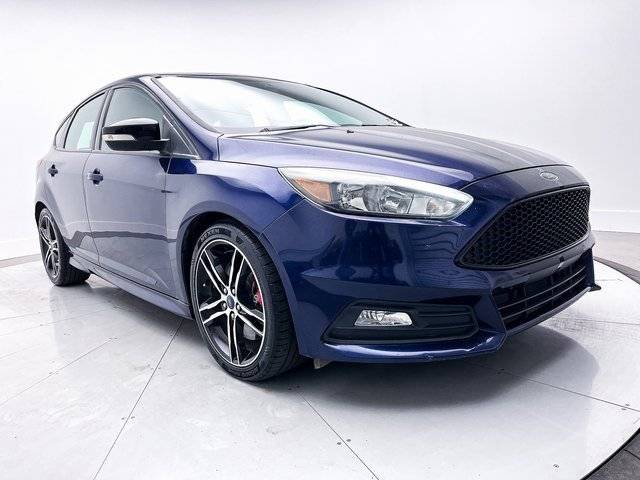 2016 Ford Focus ST FWD photo