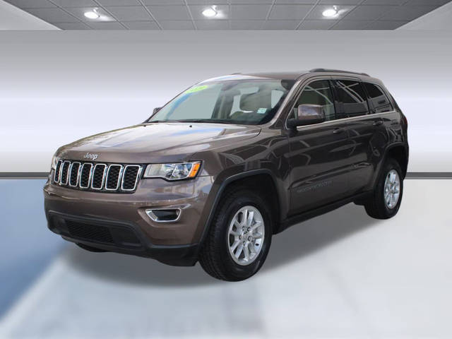 2019 Jeep Grand Cherokee Laredo E 4WD photo
