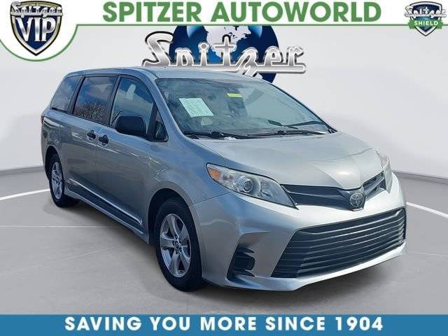 2020 Toyota Sienna L FWD photo