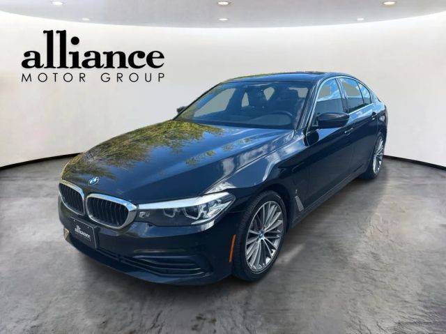 2019 BMW 5 Series 530e xDrive iPerformance AWD photo