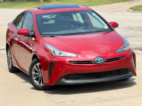 2019 Toyota Prius Limited FWD photo