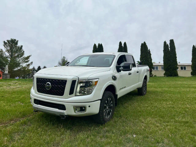 2019 Nissan Titan XD PRO-4X 4WD photo