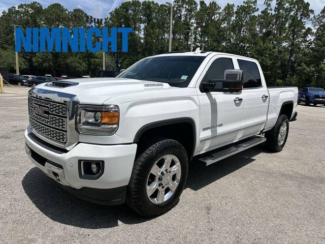 2019 GMC Sierra 2500HD Denali 4WD photo