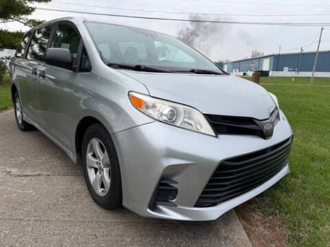 2020 Toyota Sienna L FWD photo