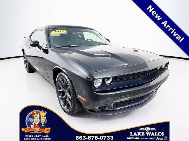 2019 Dodge Challenger SXT RWD photo