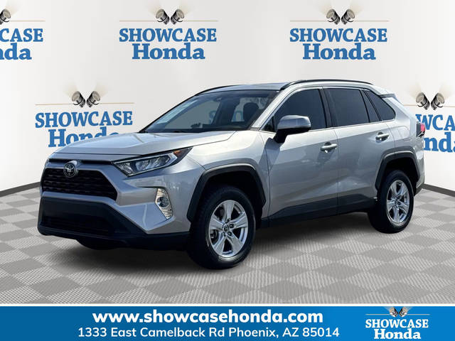 2019 Toyota RAV4 XLE FWD photo