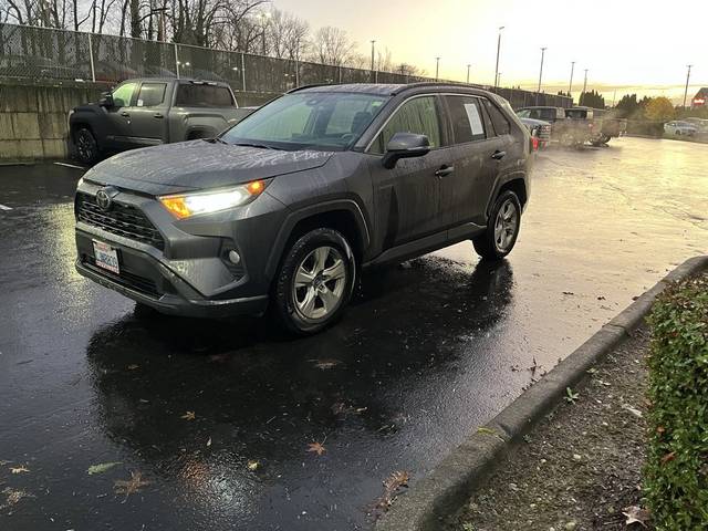 2019 Toyota RAV4 XLE AWD photo