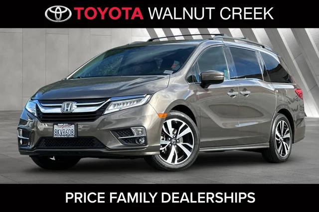 2019 Honda Odyssey Elite FWD photo