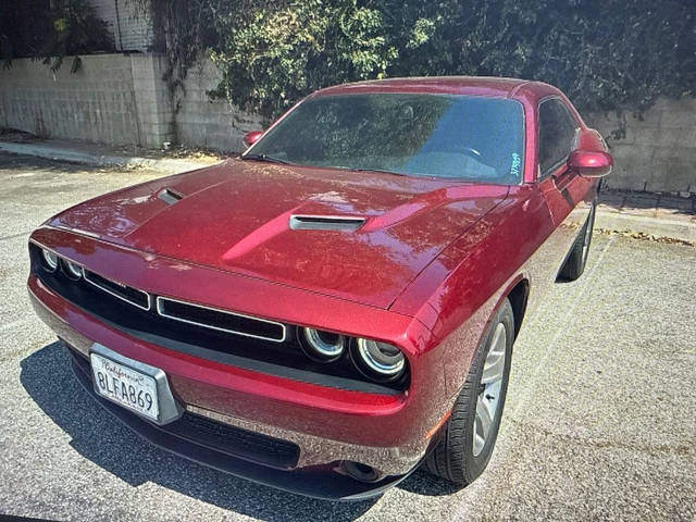 2019 Dodge Challenger SXT RWD photo
