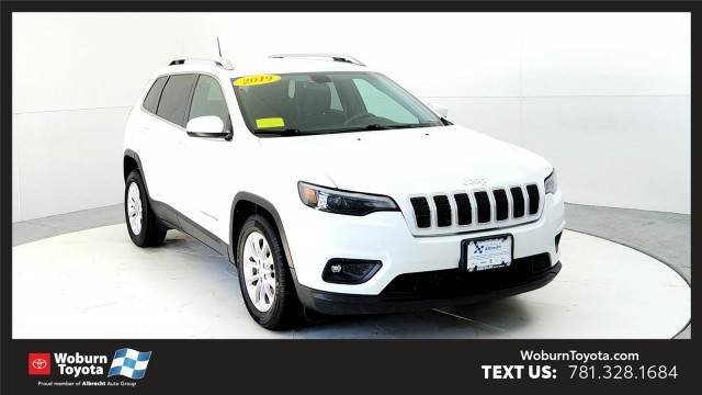 2019 Jeep Cherokee Latitude FWD photo