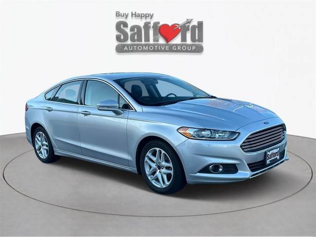 2015 Ford Fusion SE FWD photo