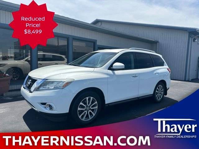 2016 Nissan Pathfinder SV 4WD photo