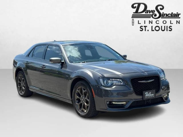 2018 Chrysler 300 300S AWD photo