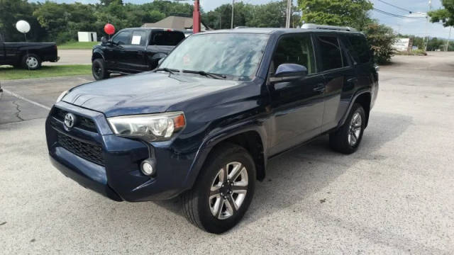 2018 Toyota 4Runner SR5 4WD photo