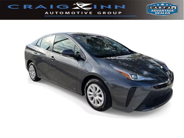 2019 Toyota Prius LE FWD photo