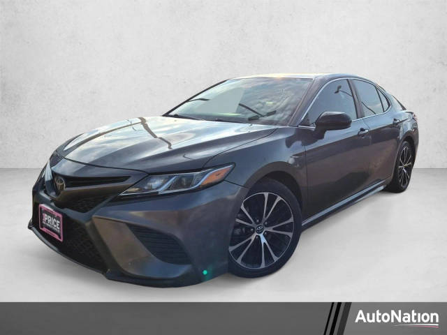 2019 Toyota Camry SE FWD photo