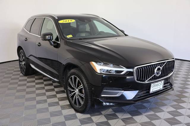 2019 Volvo XC60 Inscription AWD photo