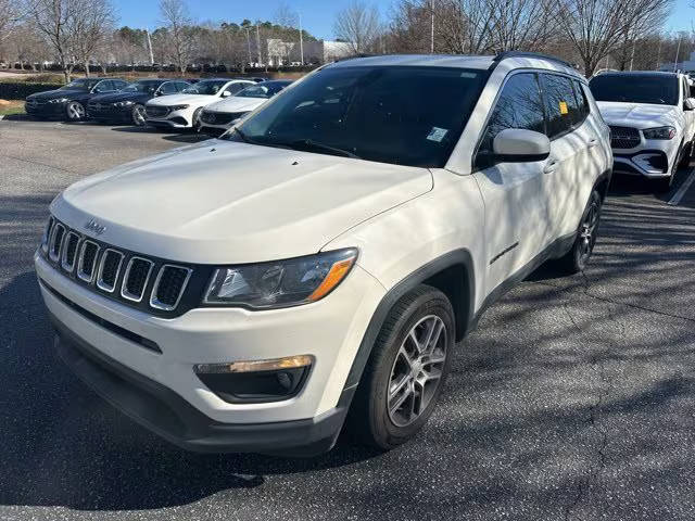 2019 Jeep Compass Latitude w/Sun/Wheel Pkg FWD photo