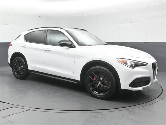 2019 Alfa Romeo Stelvio Sport AWD photo