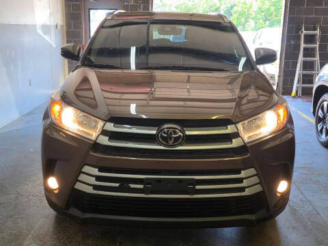 2019 Toyota Highlander XLE AWD photo