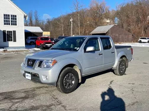 2018 Nissan Frontier PRO-4X 4WD photo