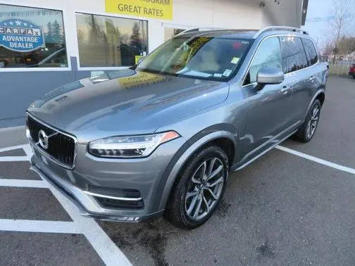 2019 Volvo XC90 Momentum FWD photo