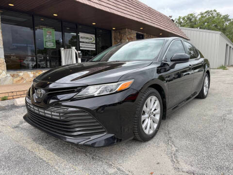 2019 Toyota Camry LE FWD photo