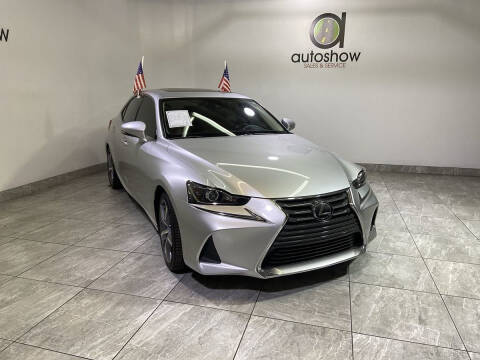 2019 Lexus IS IS 300 RWD photo