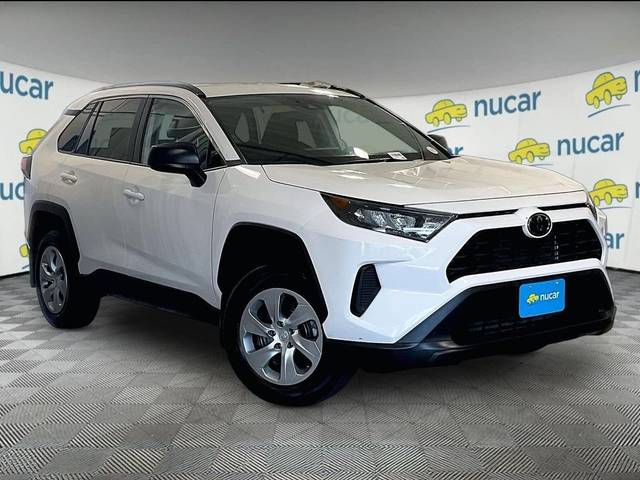 2019 Toyota RAV4 LE AWD photo