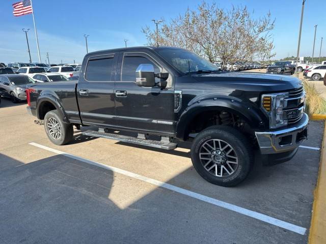 2019 Ford F-250 Super Duty LARIAT 4WD photo