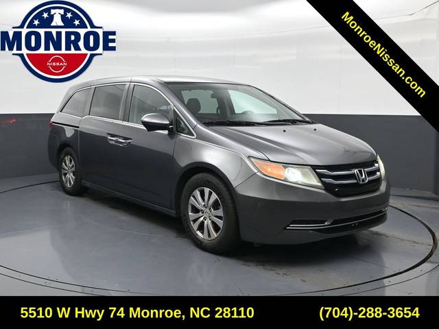 2016 Honda Odyssey SE FWD photo