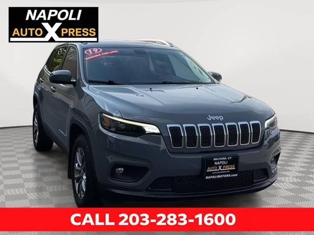 2019 Jeep Cherokee Latitude Plus 4WD photo