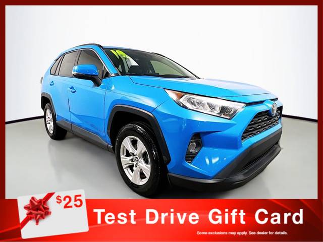 2019 Toyota RAV4 XLE FWD photo