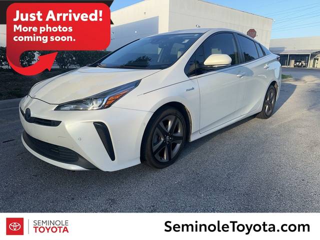2019 Toyota Prius Limited FWD photo