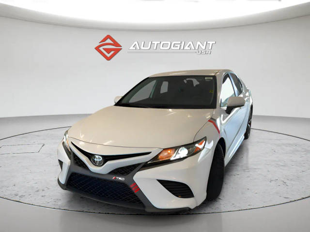 2019 Toyota Camry SE FWD photo