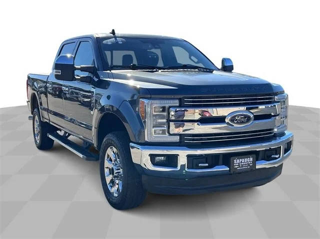 2019 Ford F-250 Super Duty LARIAT 4WD photo