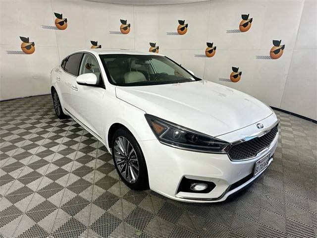 2019 Kia Cadenza Premium FWD photo