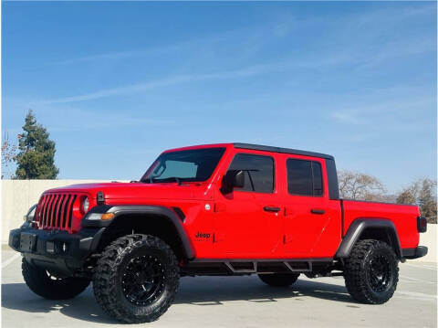 2020 Jeep Gladiator Sport S 4WD photo