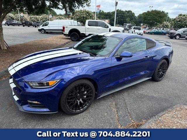 2016 Ford Mustang V6 RWD photo