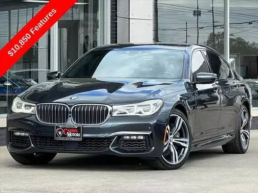 2016 BMW 7 Series 750i RWD photo