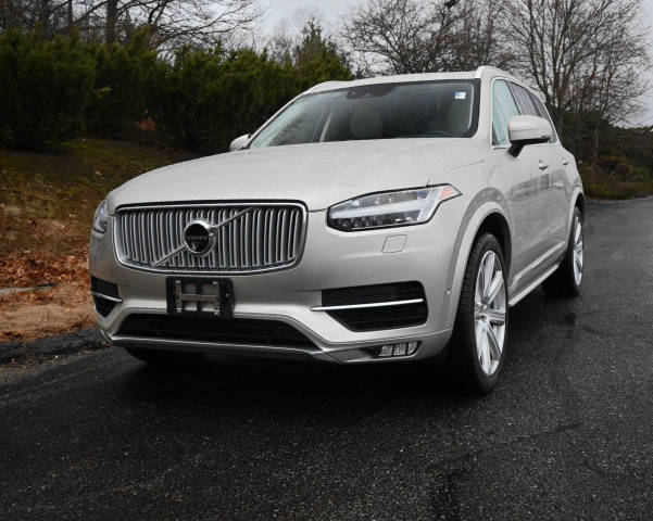 2016 Volvo XC90 T6 Inscription AWD photo