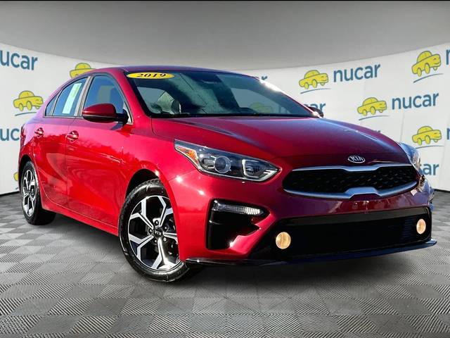 2019 Kia Forte LXS FWD photo